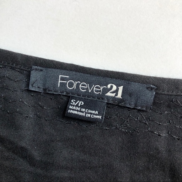 Forever 21 Black Sequin Crop Top Striped Small - Picture 7 of 8